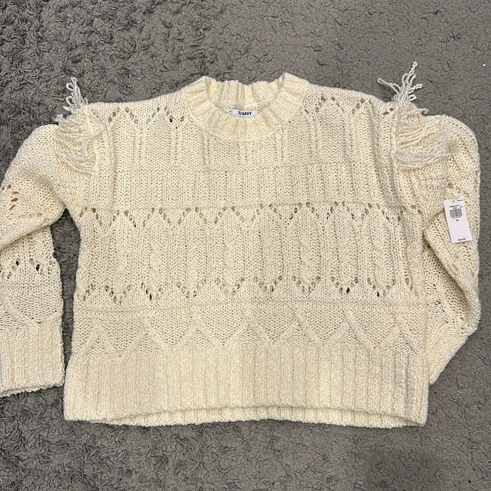 Old Navy Women’s Off White Fringe Sweater